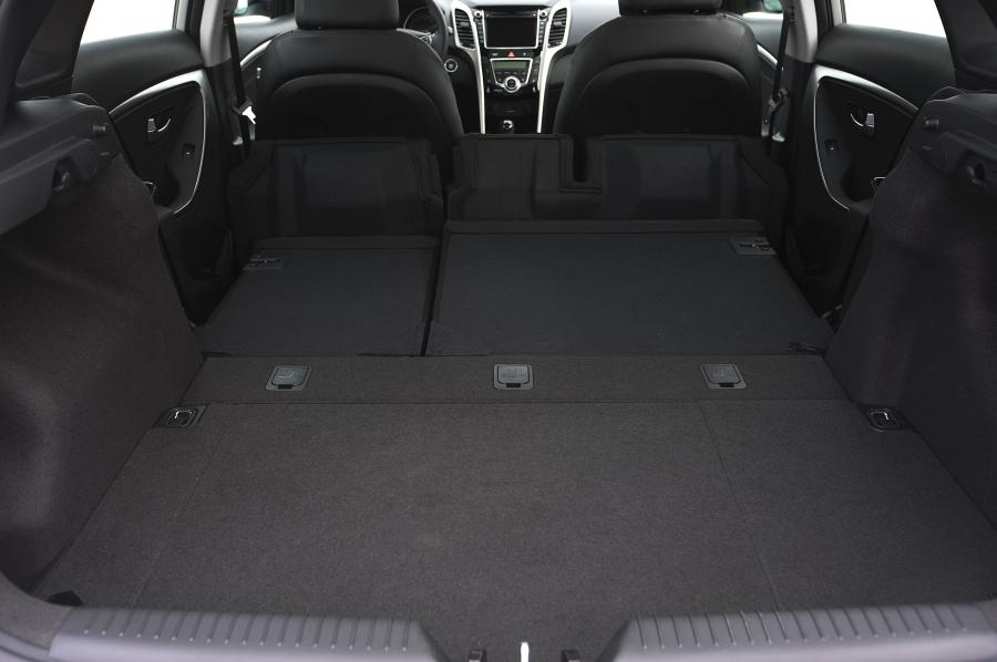  Hyundai Elantra GT 2012 года  (фото 30 из 151)